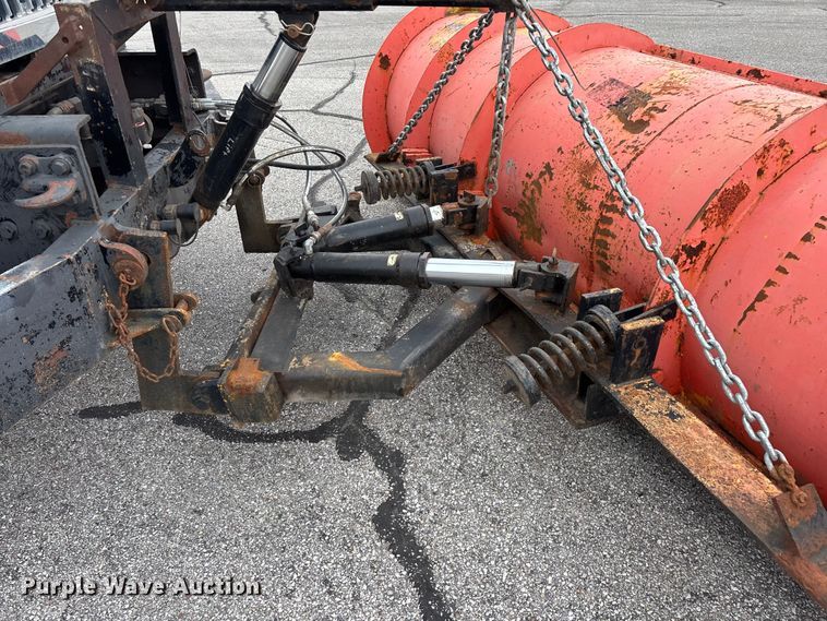 image for item FG0573 2006 International 7400 dump truck