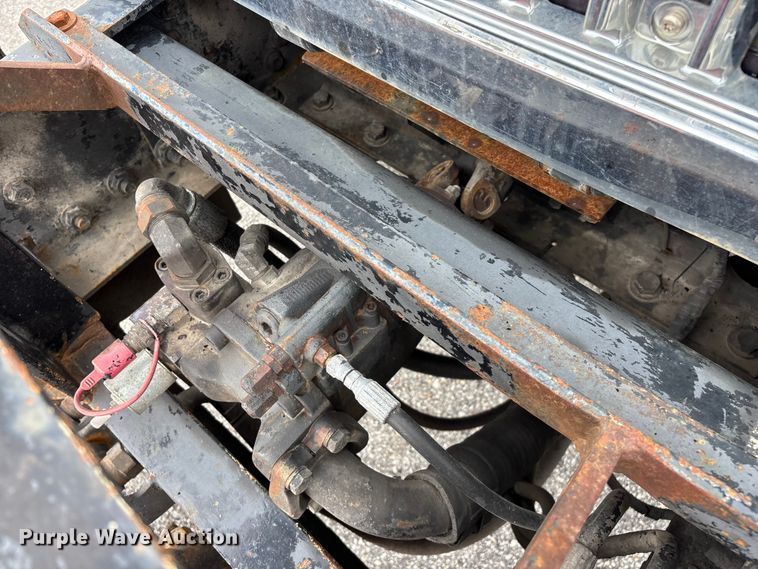 image for item FG0573 2006 International 7400 dump truck