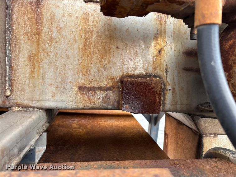 image for item FG0573 2006 International 7400 dump truck