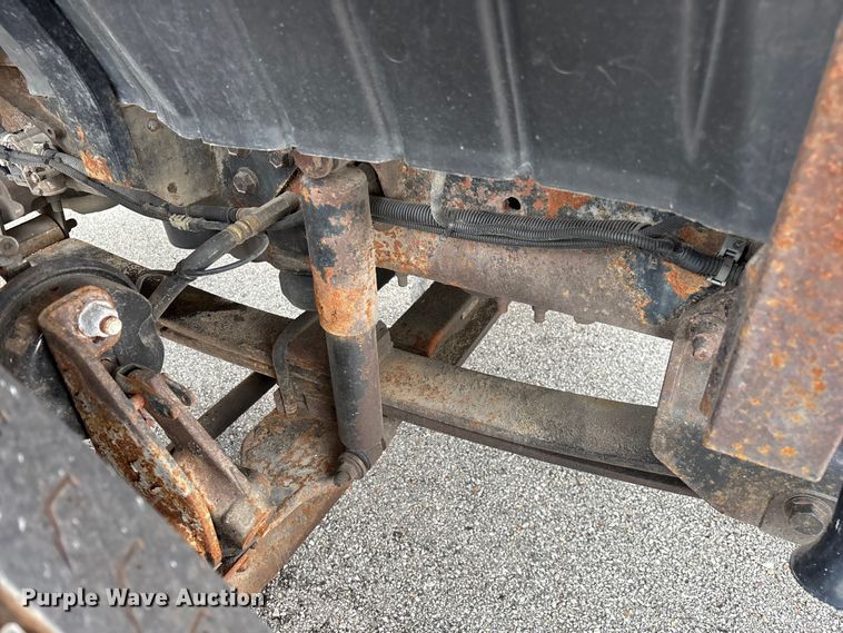 image for item FG0573 2006 International 7400 dump truck