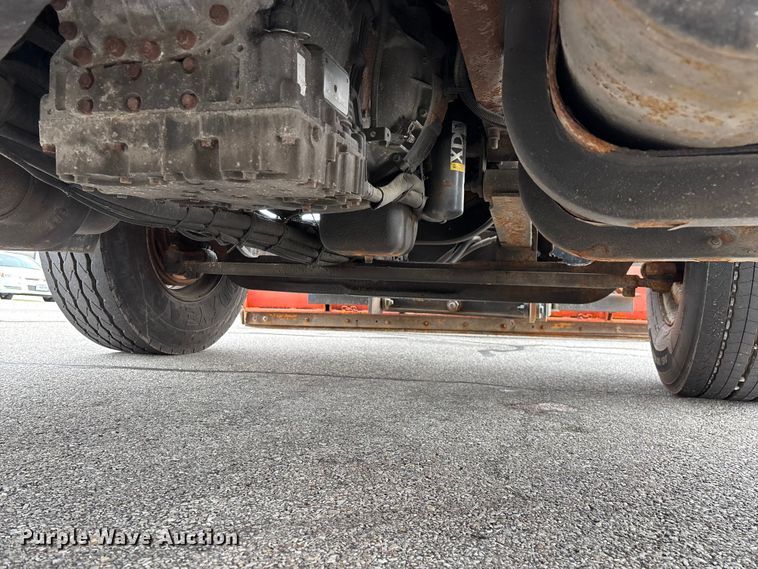 image for item FG0573 2006 International 7400 dump truck