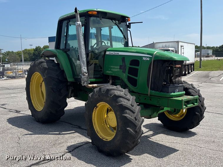 image for item FG0574 John Deere 7230 MFWD tractor