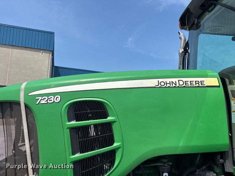image for item FG0574 John Deere 7230 MFWD tractor