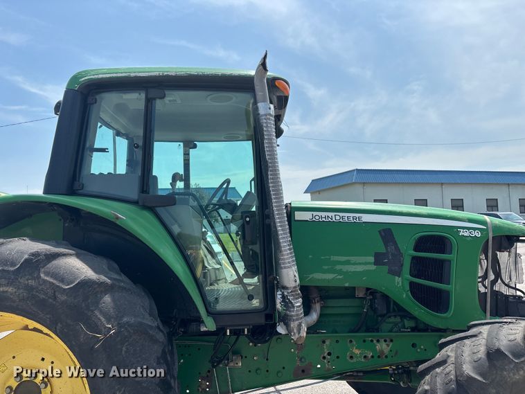 image for item FG0574 John Deere 7230 MFWD tractor