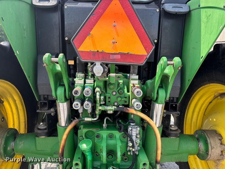 image for item FG0574 John Deere 7230 MFWD tractor