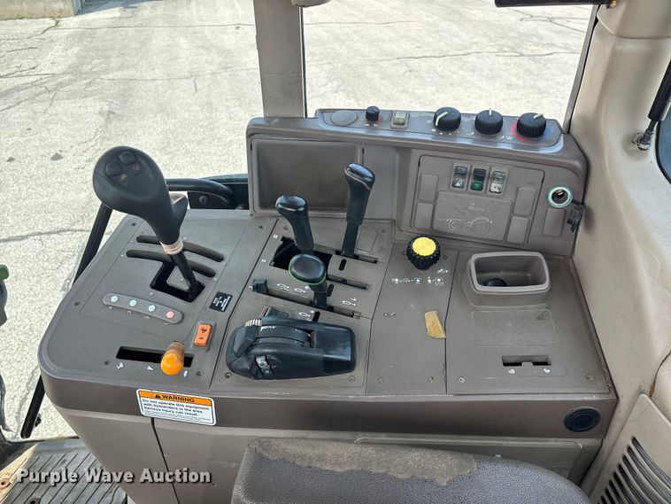 image for item FG0574 John Deere 7230 MFWD tractor