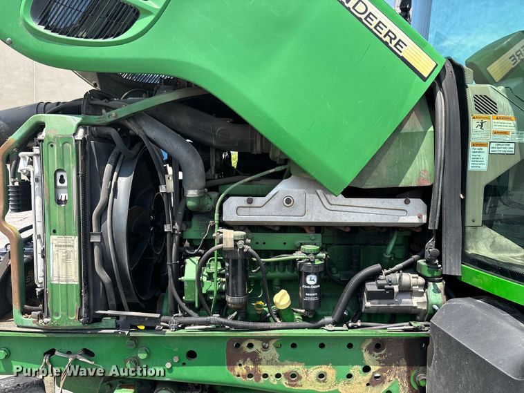 image for item FG0574 John Deere 7230 MFWD tractor