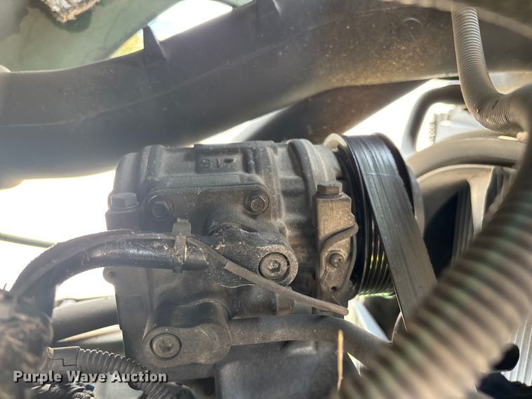 image for item FG0574 John Deere 7230 MFWD tractor