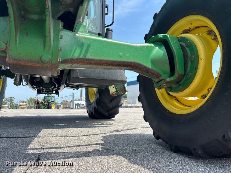 image for item FG0574 John Deere 7230 MFWD tractor