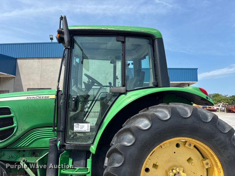 image for item FG0577 2010 John Deere 6430 MFWD tractor