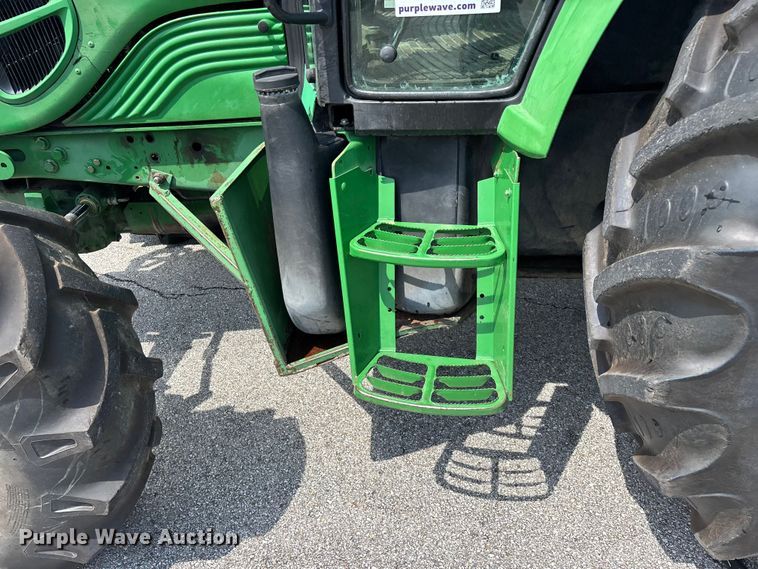 image for item FG0577 2010 John Deere 6430 MFWD tractor