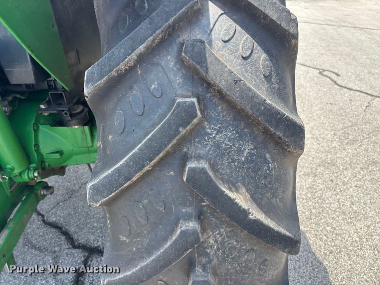 image for item FG0577 2010 John Deere 6430 MFWD tractor