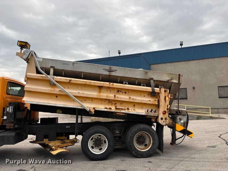 image for item FG0578 2010 International 7500 SFA dump truck