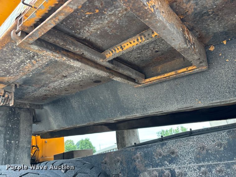 image for item FG0578 2010 International 7500 SFA dump truck