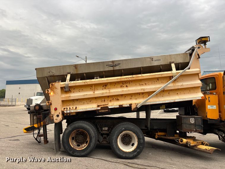 image for item FG0578 2010 International 7500 SFA dump truck