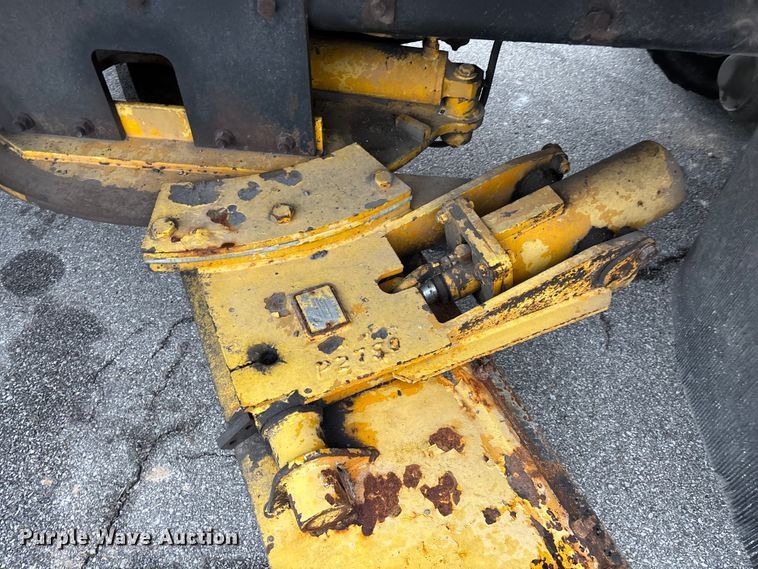 image for item FG0578 2010 International 7500 SFA dump truck