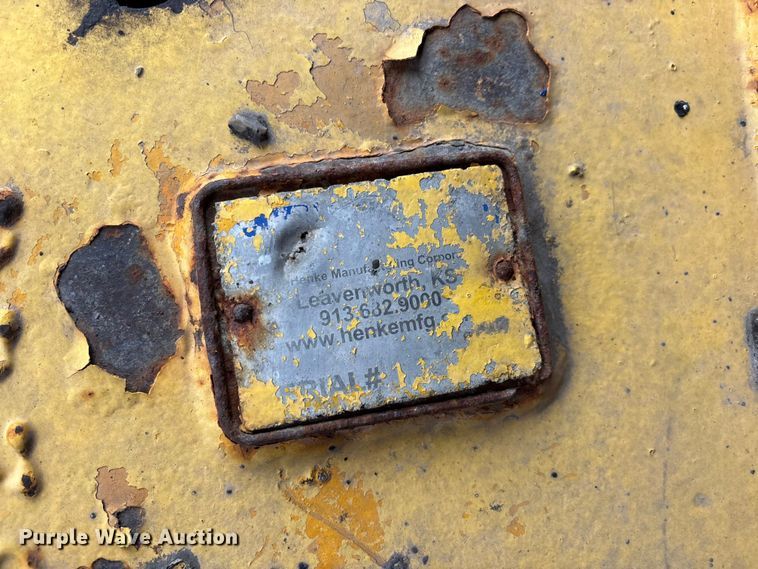image for item FG0578 2010 International 7500 SFA dump truck