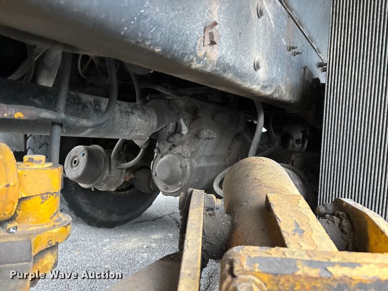 image for item FG0578 2010 International 7500 SFA dump truck