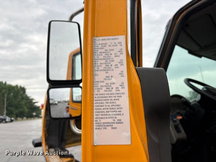 image for item FG0578 2010 International 7500 SFA dump truck