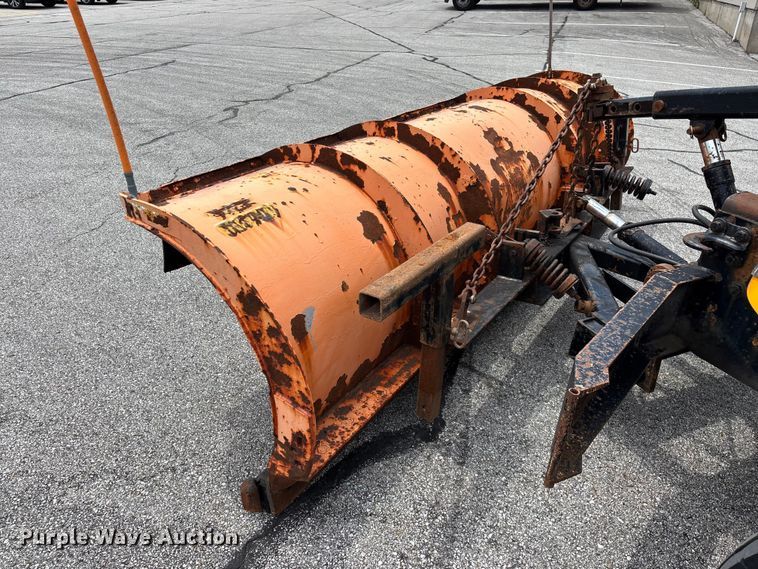 image for item FG0579 2005 International 7400 Crew Cab dump truck