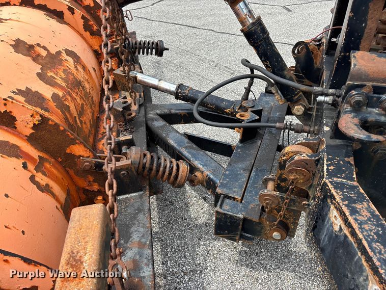 image for item FG0579 2005 International 7400 Crew Cab dump truck