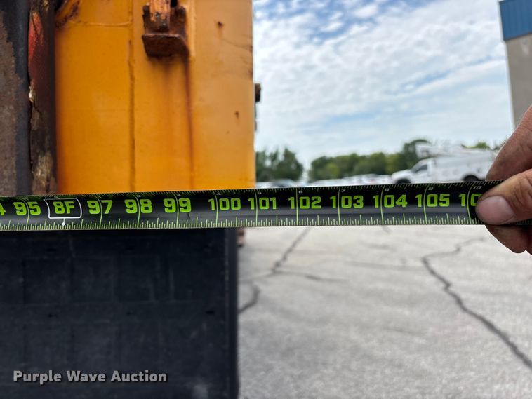 image for item FG0579 2005 International 7400 Crew Cab dump truck