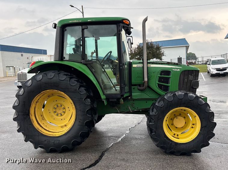 image for item FG0580 2009 John Deere 6330 MFWD tractor