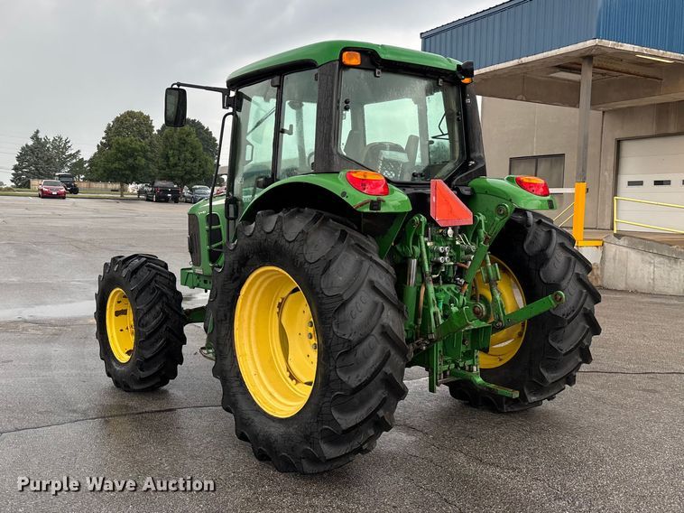 image for item FG0580 2009 John Deere 6330 MFWD tractor