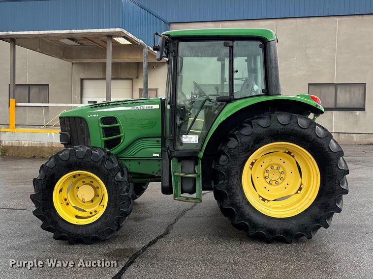 image for item FG0580 2009 John Deere 6330 MFWD tractor