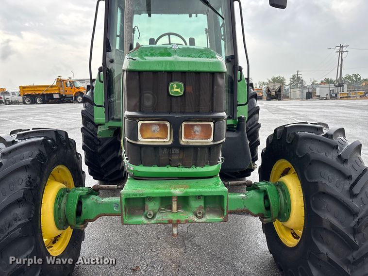 image for item FG0580 2009 John Deere 6330 MFWD tractor