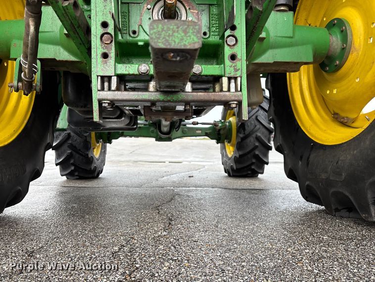image for item FG0580 2009 John Deere 6330 MFWD tractor