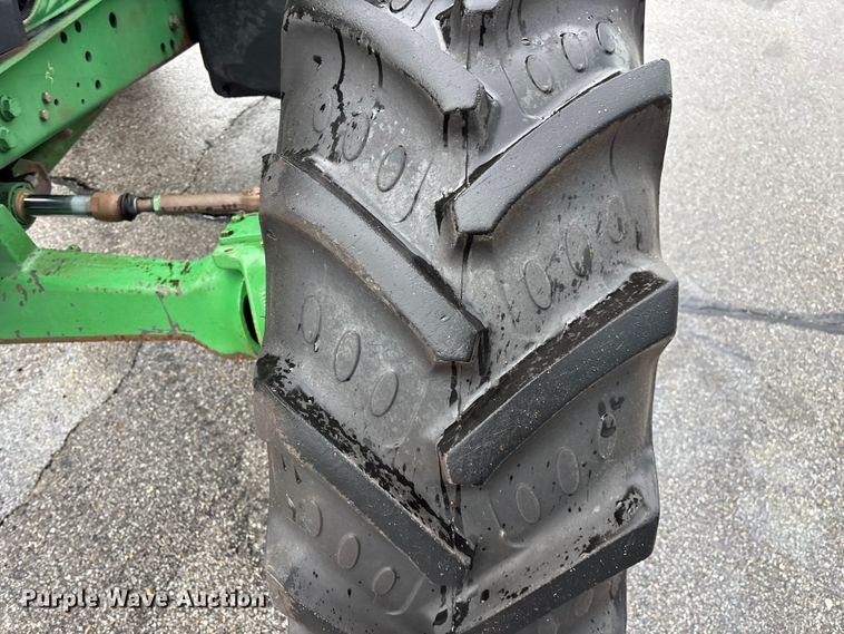 image for item FG0580 2009 John Deere 6330 MFWD tractor