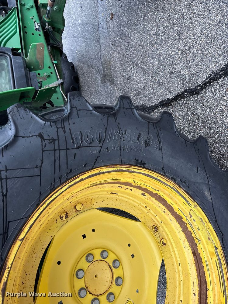 image for item FG0580 2009 John Deere 6330 MFWD tractor