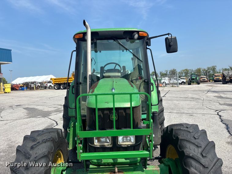 image for item FG0581 John Deere 6330 MFWD tractor