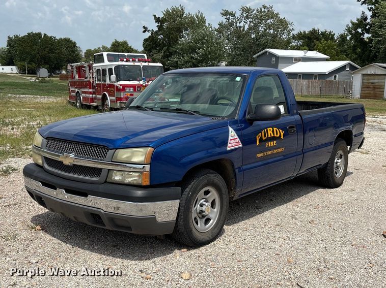 2004 Chevrolet Silverado pickup truck