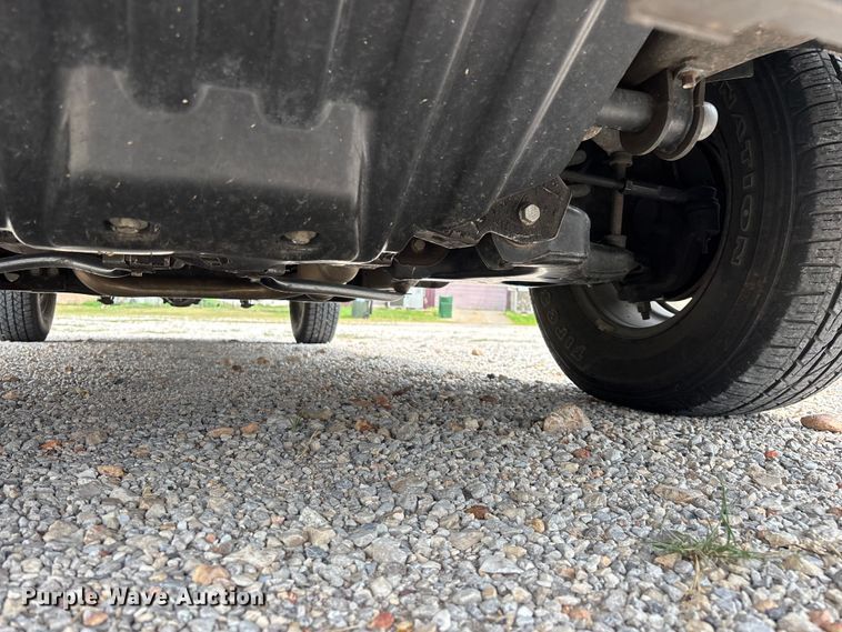 image for item FG0591 2004 Chevrolet Silverado pickup truck