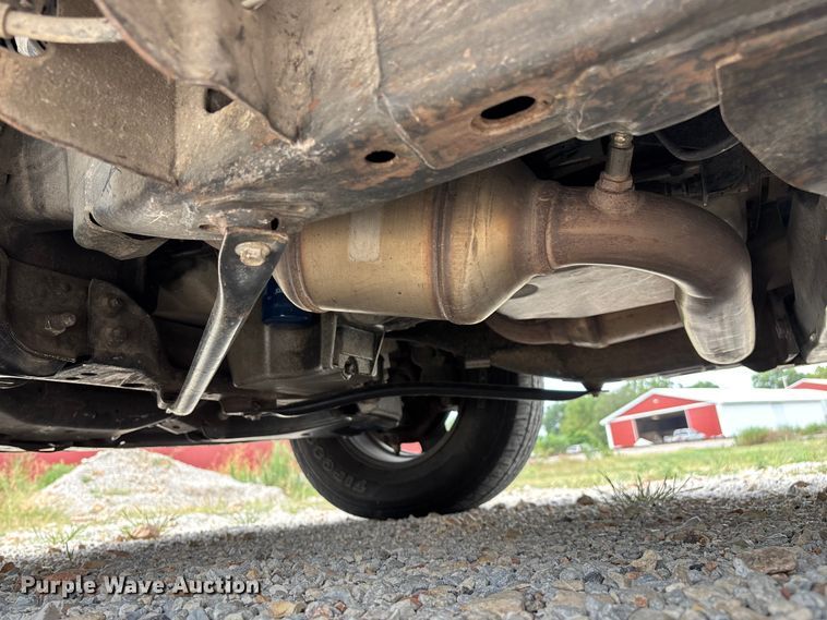 image for item FG0591 2004 Chevrolet Silverado pickup truck
