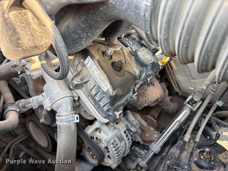 image for item FG0592 2016 Ford F150 XLT Crew Cab pickup truck
