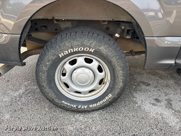 image for item FG0592 2016 Ford F150 XLT Crew Cab pickup truck