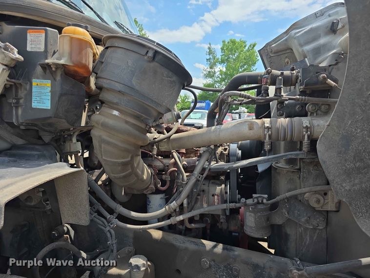image for item FH6153 2017 Freightliner 114SD refuse truck