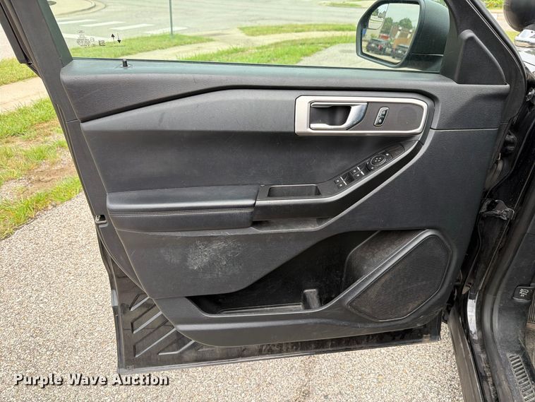 image for item FH6295 2020 Ford Explorer Police Interceptor  SUV
