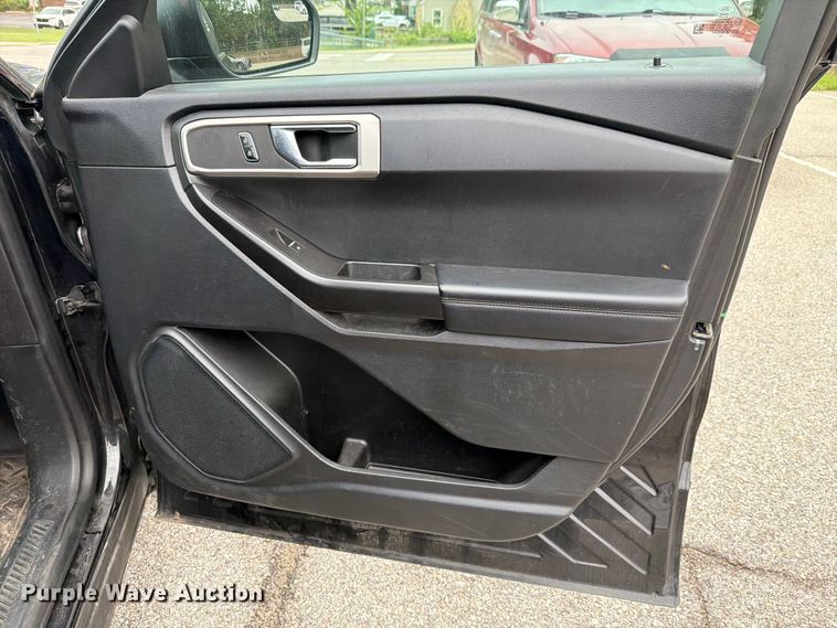 image for item FH6295 2020 Ford Explorer Police Interceptor  SUV
