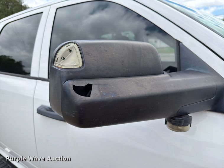 image for item FH6296 2013 RAM 1500 Crew Cab pickup truck