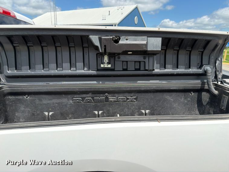 image for item FH6296 2013 RAM 1500 Crew Cab pickup truck