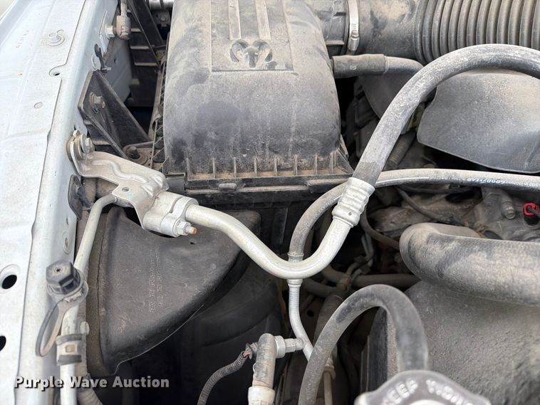 image for item FH6296 2013 RAM 1500 Crew Cab pickup truck