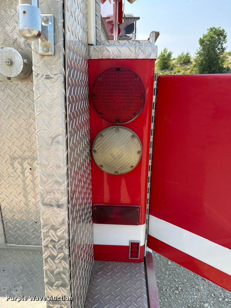 image for item FH6298 1997 Pierce E One pumper fire truck