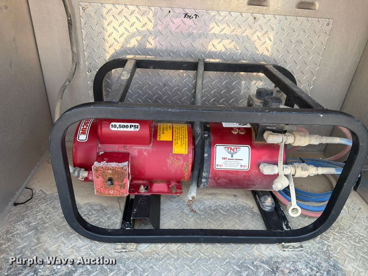 image for item FH6298 1997 Pierce E One pumper fire truck