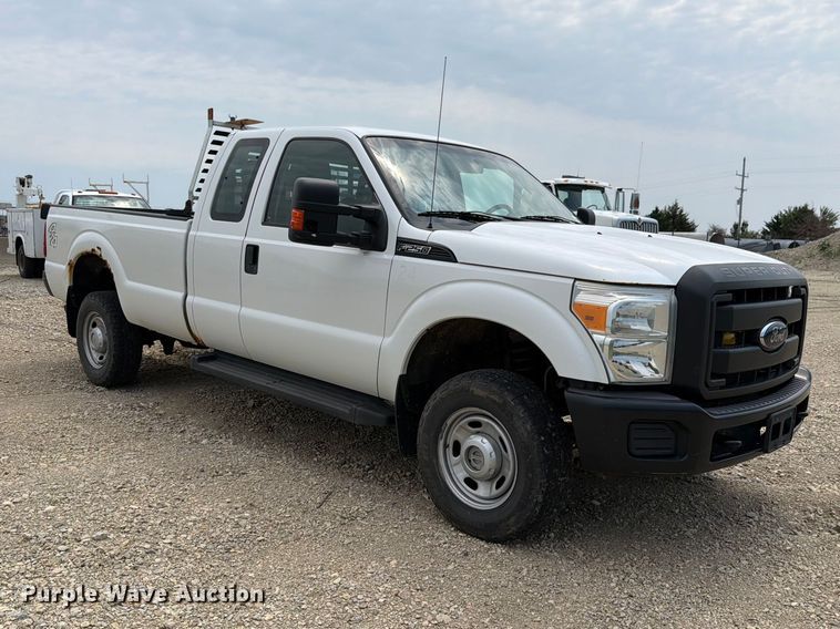 image for item FH6300 2013 Ford F250 Super Duty XL Ext. Cab pickup truck