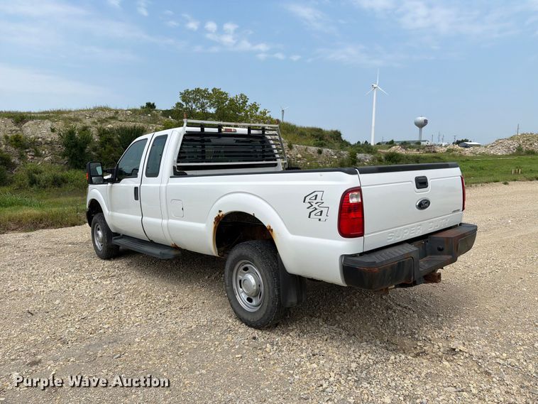 image for item FH6300 2013 Ford F250 Super Duty XL Ext. Cab pickup truck