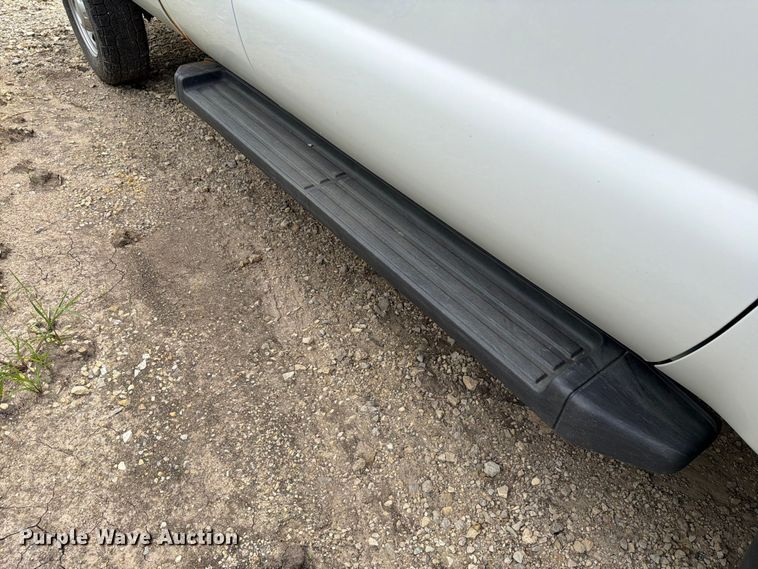image for item FH6300 2013 Ford F250 Super Duty XL Ext. Cab pickup truck